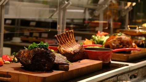 4+1 Weekend Dinner Buffet at dusitD2’s Madayaw Cafe.